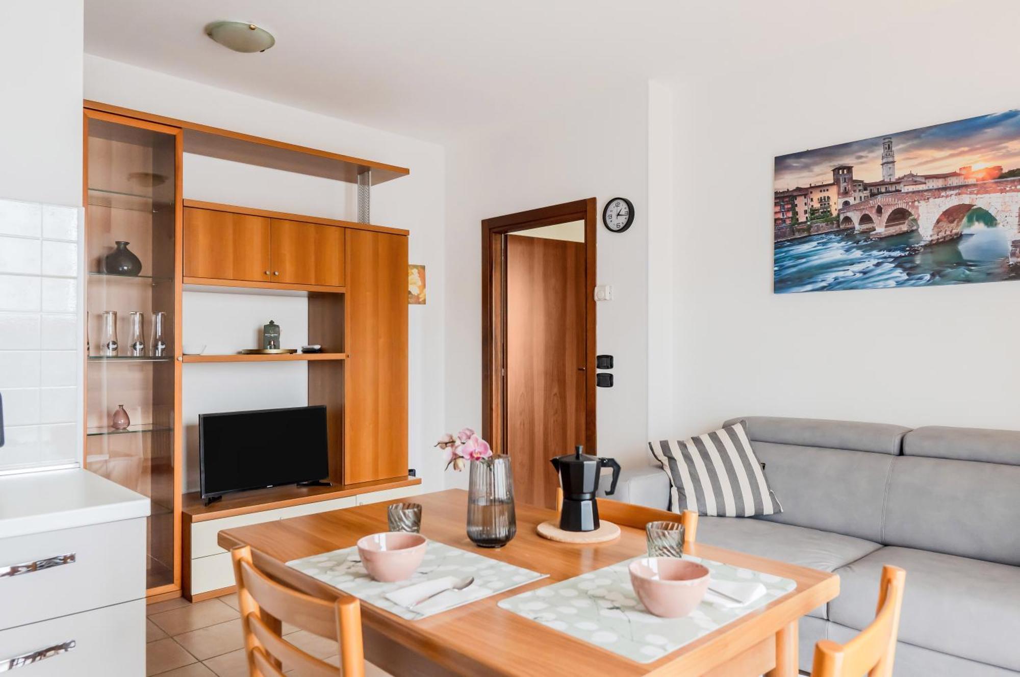 Cozy Apartament Near Fiera Di Verona! Εξωτερικό φωτογραφία