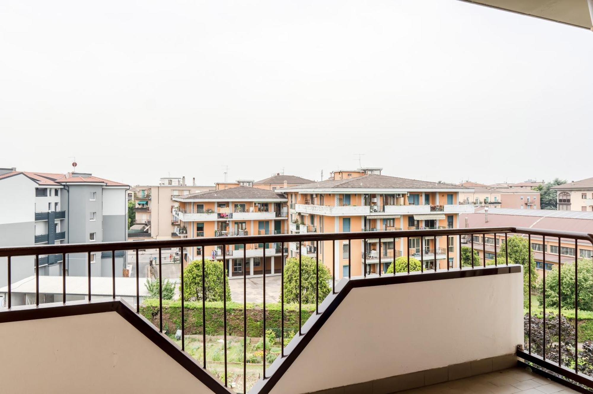 Cozy Apartament Near Fiera Di Verona! Εξωτερικό φωτογραφία