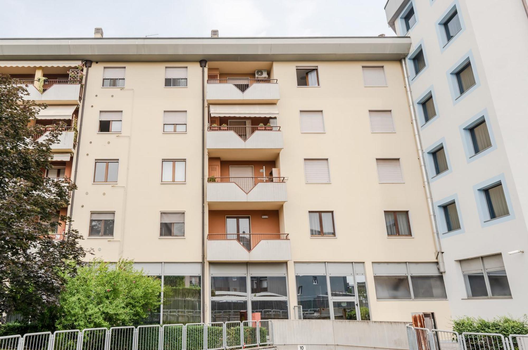Cozy Apartament Near Fiera Di Verona! Εξωτερικό φωτογραφία